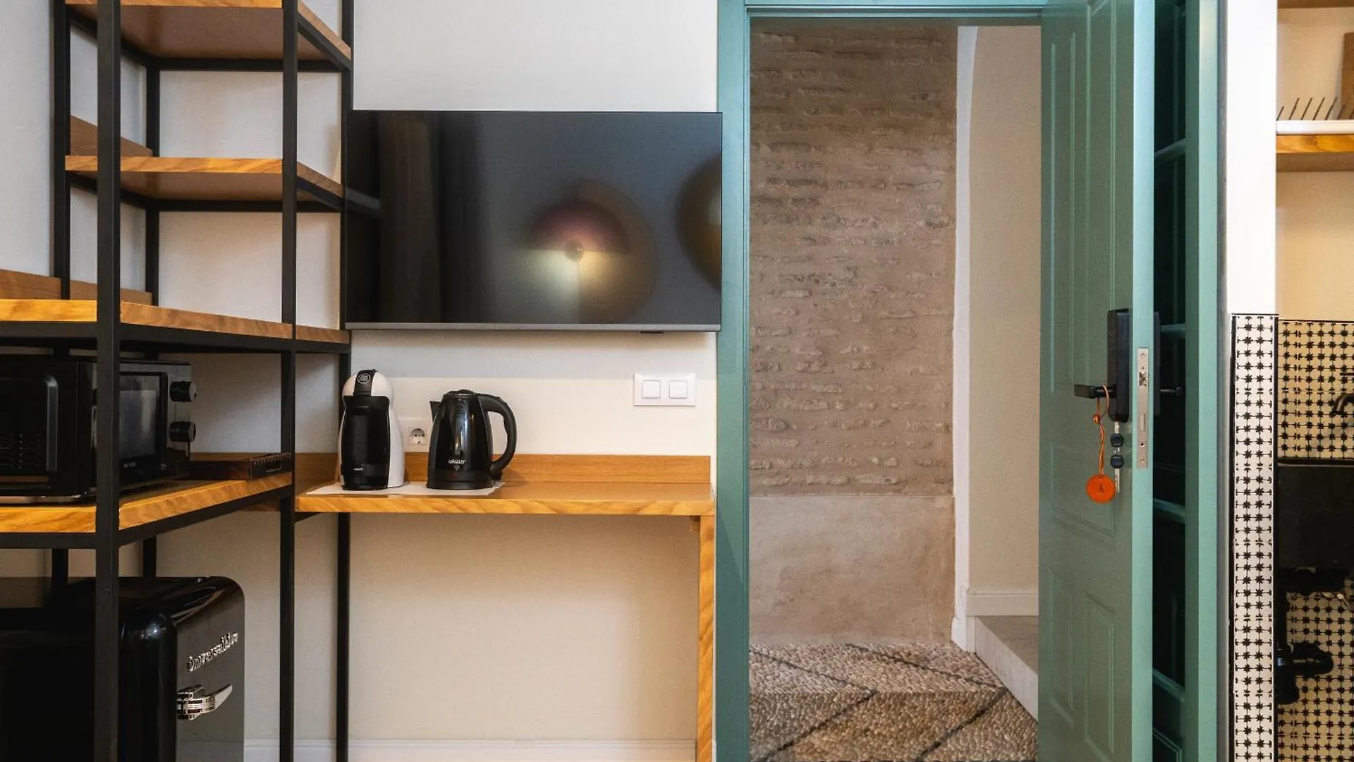 Galera Rooms Seville Homestay