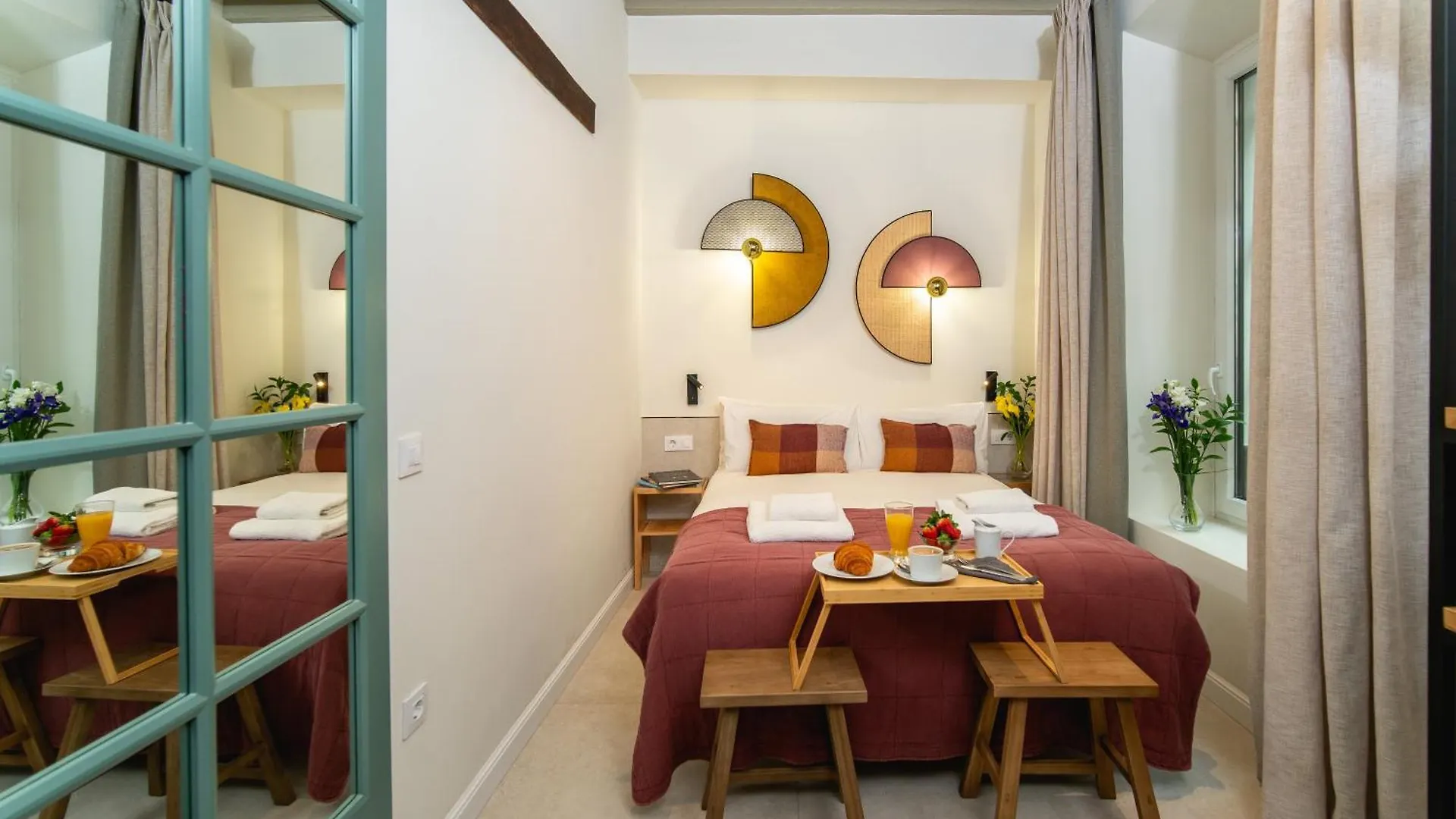 Homestay Galera Rooms Seville Spain