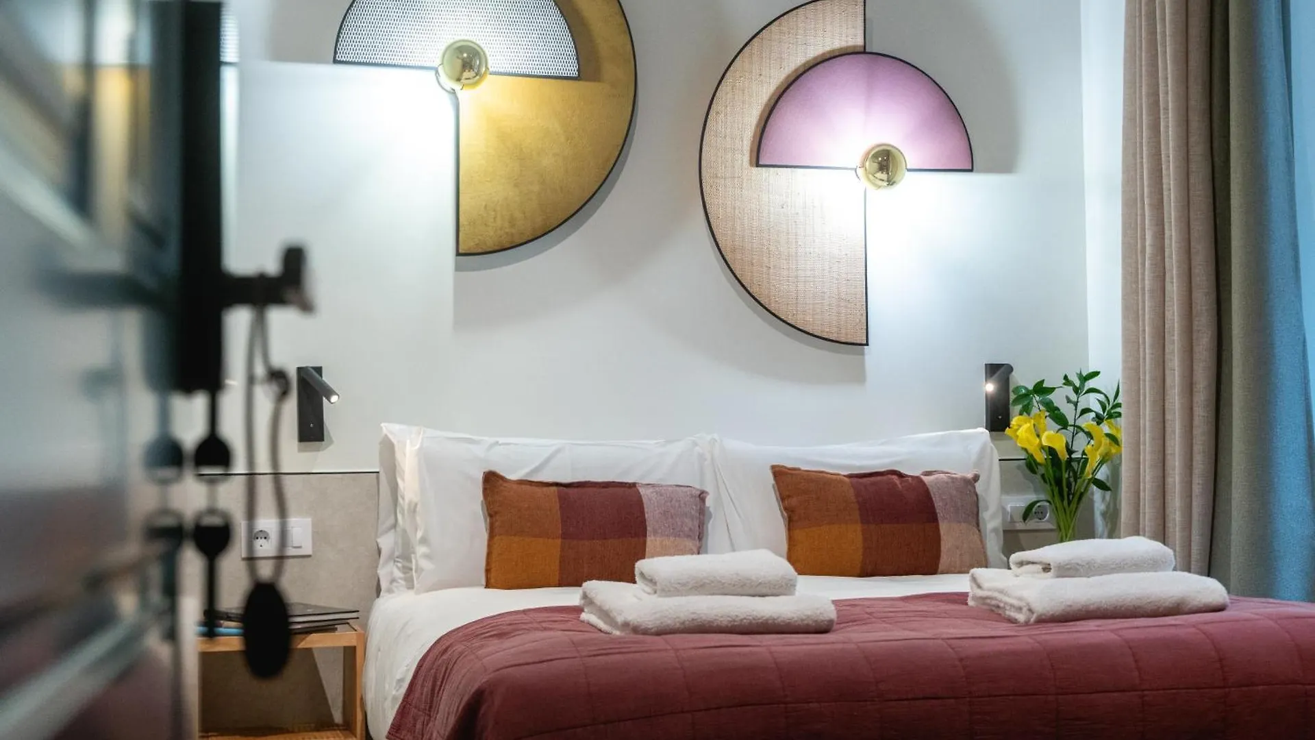 Galera Rooms Seville 0*,